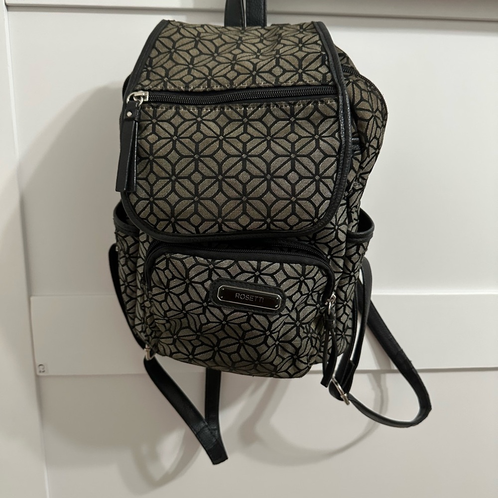 Rosetti Black and Tan Geometric Backpack